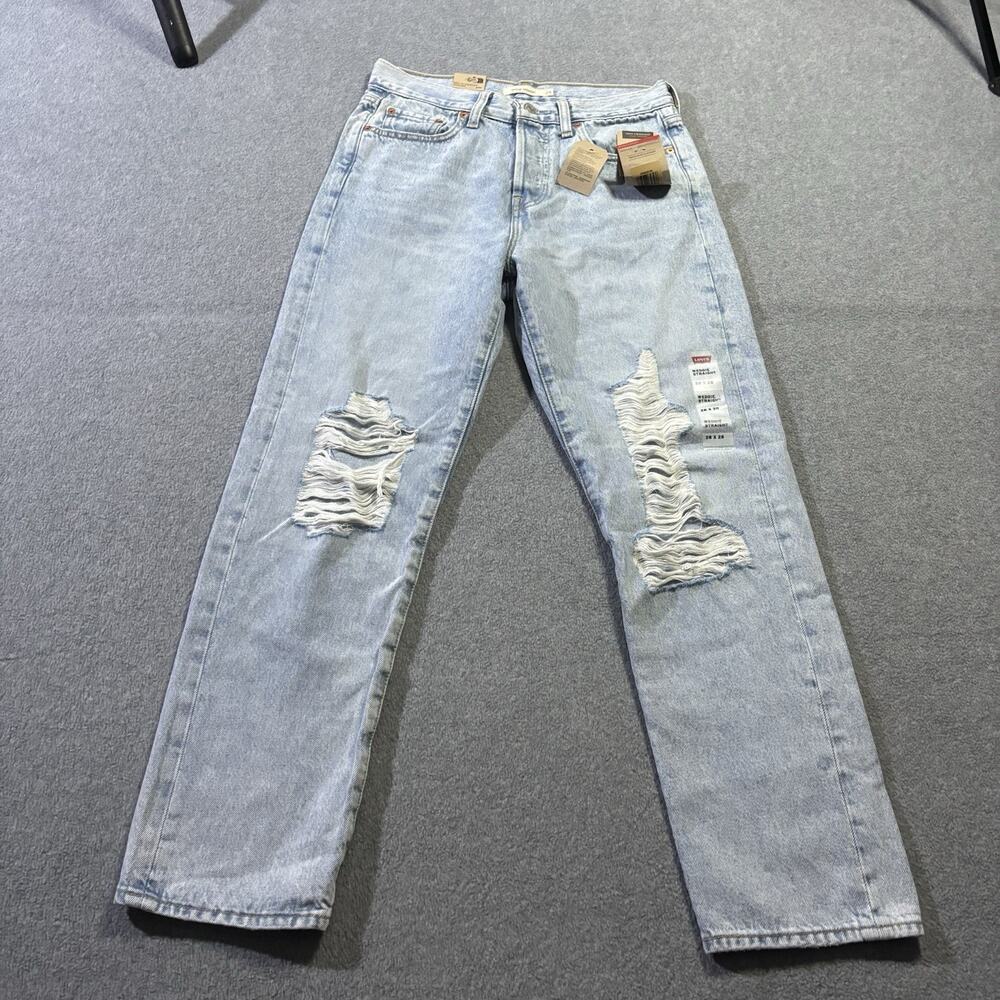 Levi's Wedgie Straight Jeans W28 L28 NWT Distressed Light Wash Button Fly Blue
